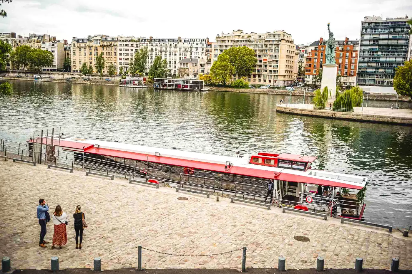 La Péniche de Dana, péniche, Aux portes de Paris, jusqu'à 85 personnes debout — photo 2